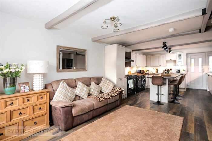 4 Bedroom End Of Terrace House For Sale In Marple Road, Chisworth, Glossop, Derbyshire, SK13