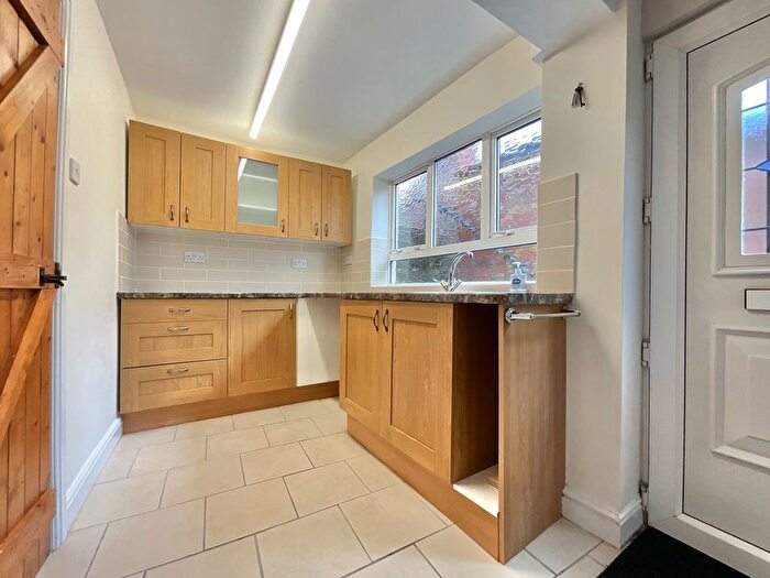 2 Bedroom Detached House For Sale In High Street, Kingsley, ST10