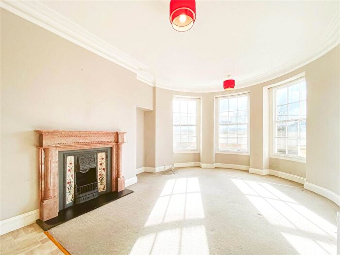 1 Bedroom Apartment To Rent In Hotwell Road, Hotwells, Bristol, BS8