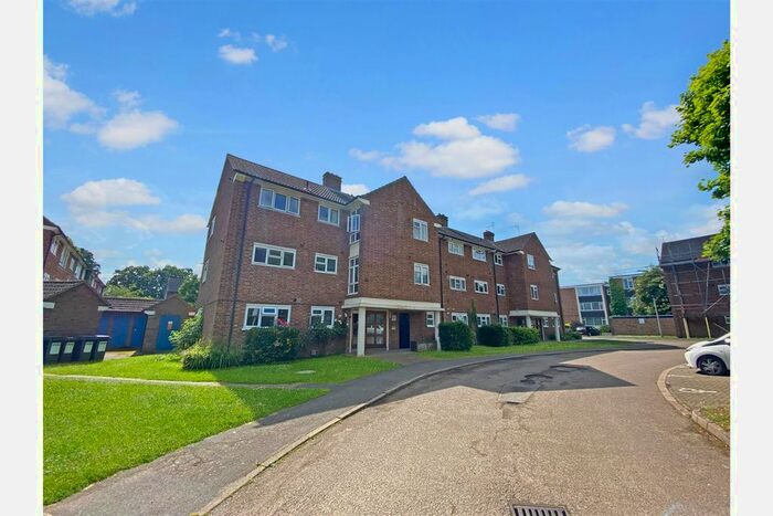 1 Bedroom Flat To Rent In Tilehouse Way, Denham, Uxbridge, UB9