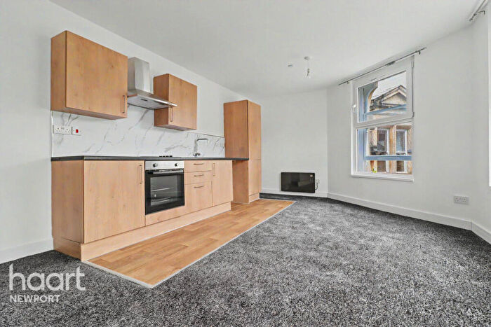 2 Bedroom Apartment To Rent In Commercial Street, Newport, NP20