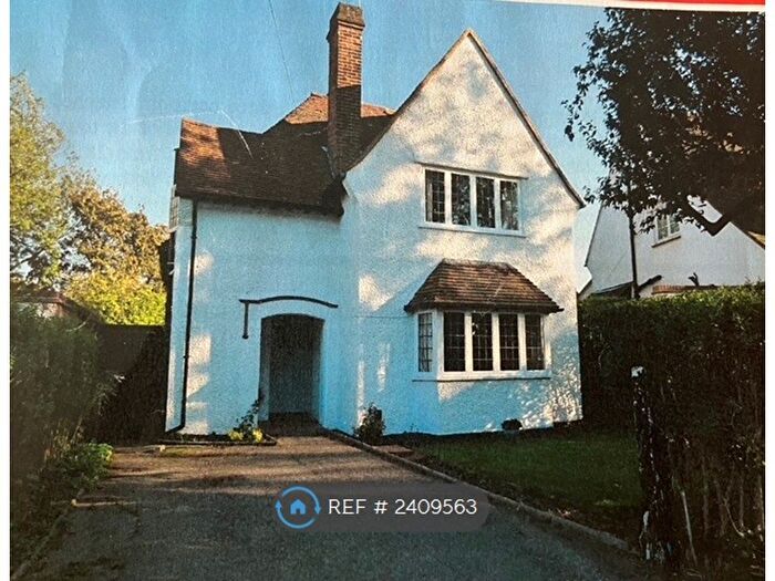 3 Bedroom Detached House To Rent In Lytton Avenue, Letchworth Garden City, SG6