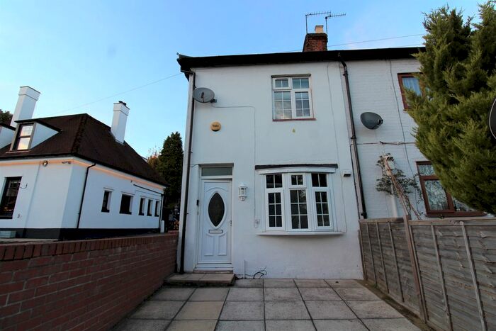 5 Bedroom End Of Terrace House To Rent In Egham Hill, Englefield Green, Egham, TW20