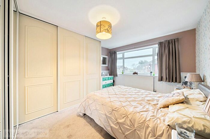 3 Bedroom Terraced House For Sale In Counthill Road, Watersheddings, Oldham, OL4