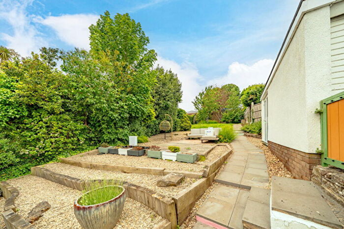 3 Bedroom Semi-Detached House For Sale In Slade Road, Portishead, Bristol, BS20