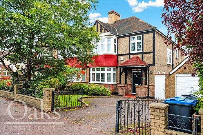 4 Bedroom Semi-Detached House To Rent In Addiscombe Road, Addiscombe, CR0