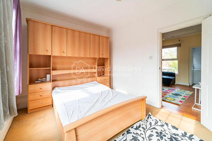 1 Bedroom Apartment To Rent In Morley Avenue, Wood Green, London, N22