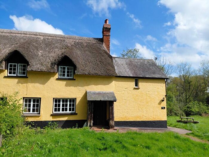 3 Bedroom Semi Detached House To Rent In , EX5