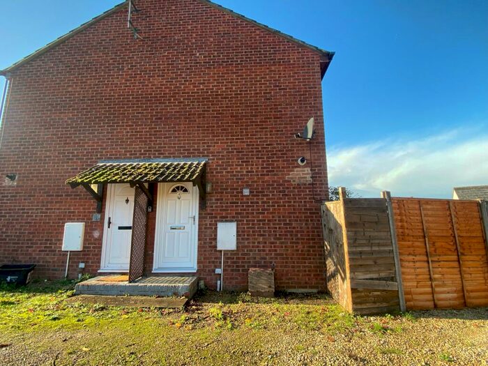 1 Bedroom House To Rent In Bratton Road, Westbury, BA13