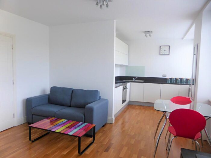 Flat To Rent In Flat Waterwitch House Exeter Road, Newmarket, CB8