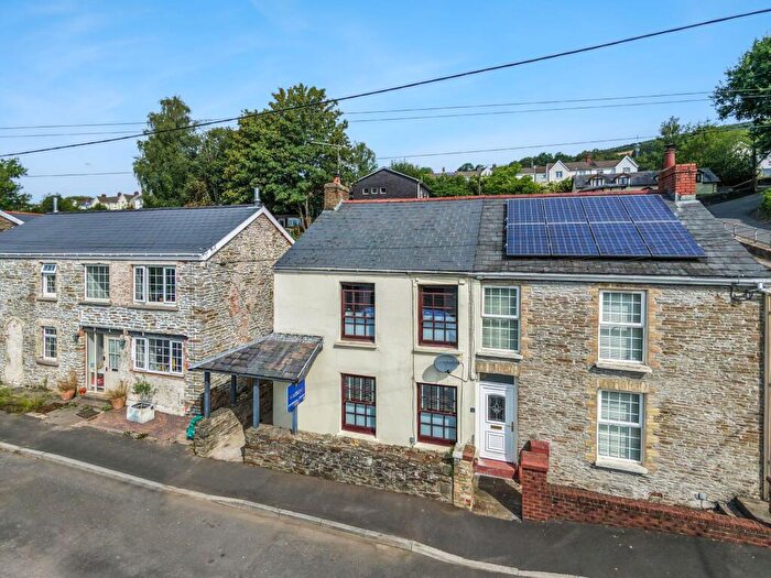 2 Bedroom Semi-Detached House For Sale In Wyndham Street, Machen, CF83