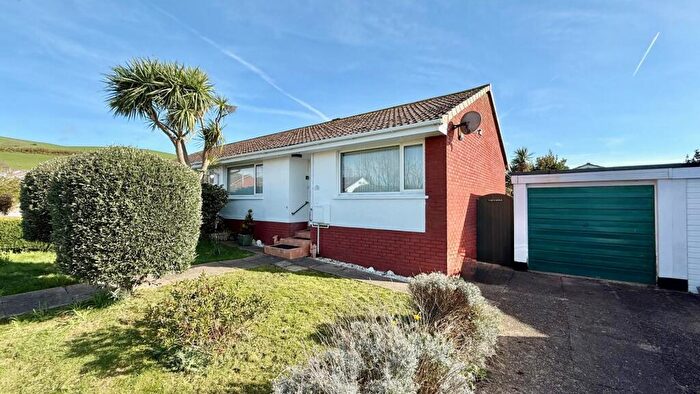 2 Bedroom Bungalow For Sale In West Side Of Braunton, EX33
