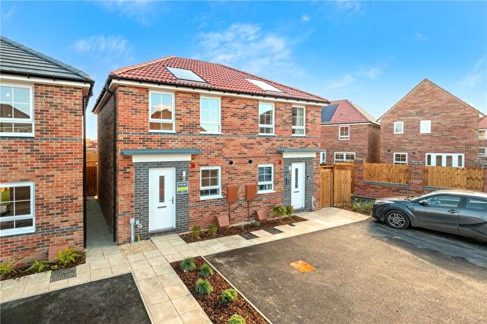 2 Bedroom Semi Detached House For Sale In Len Pick Way, Bourne, PE10