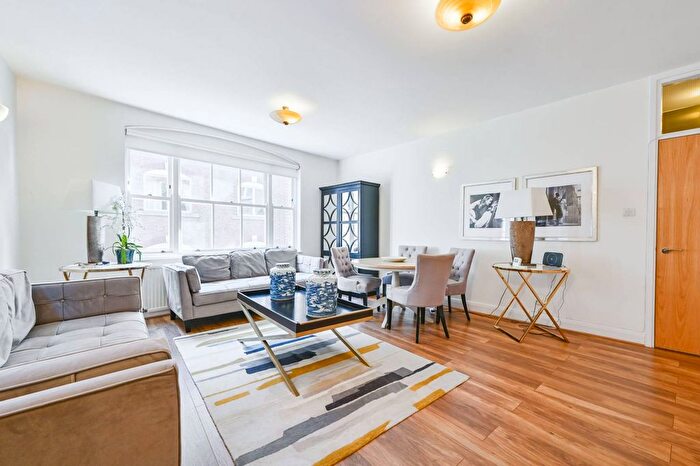 2 Bedroom Flat To Rent In Floral Street, Covent Garden, London, WC2E