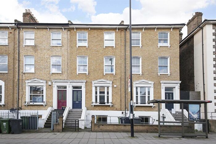 3 Bedroom Maisonette To Rent In Shardeloes Road, London, SE14