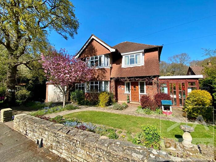 4 Bedroom Detached House To Rent In Overdale, Ashtead, KT21