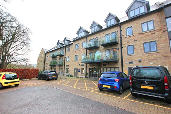 2 Bedroom Apartment For Sale In Eller Beck Court, Skipton, BD23