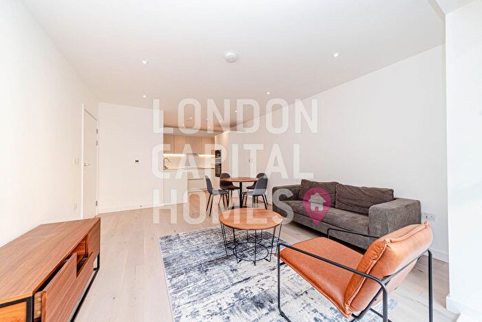 1 Bedroom Flat To Rent In Ballarat House, Tewkesbury Road, West Ealing, W13