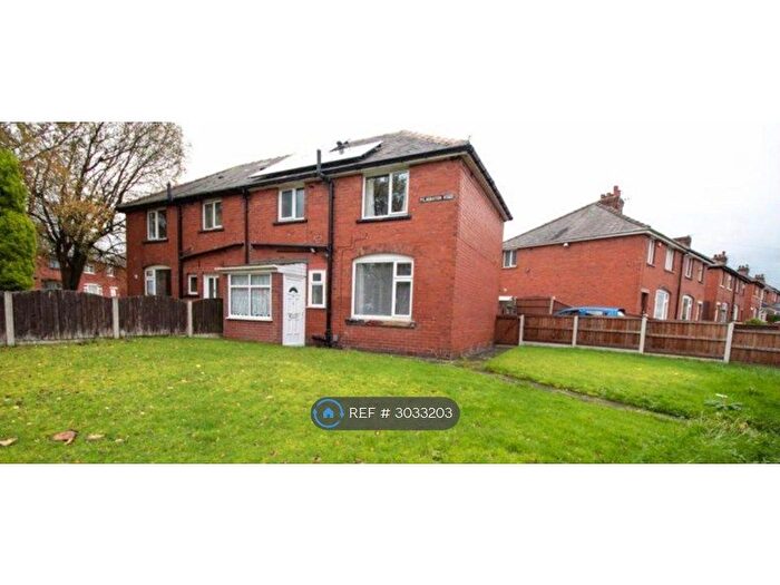3 Bedroom Semi-detached House To Rent In Pilkington Road, Kearsley, Bolton, BL4