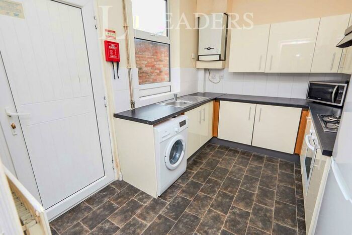 4 Bedroom Terraced House To Rent In Longford Street, Derby, DE22