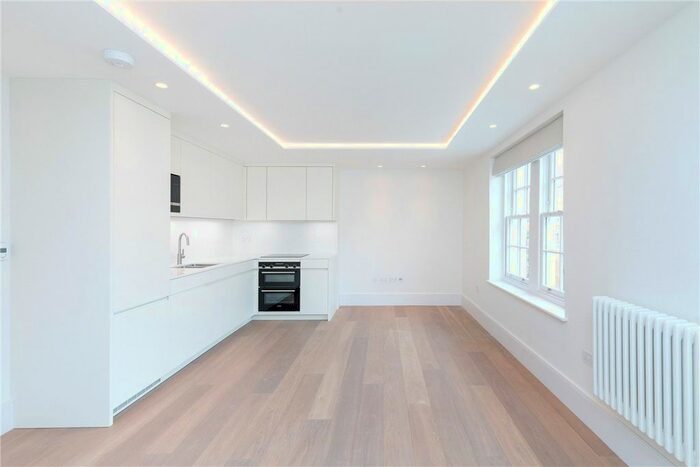 1 Bedroom Flat To Rent In Upper Berkeley Street, Marylebone, London, W1H