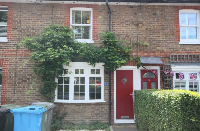 3 Bedroom Terraced House To Rent In Cookham, SL6