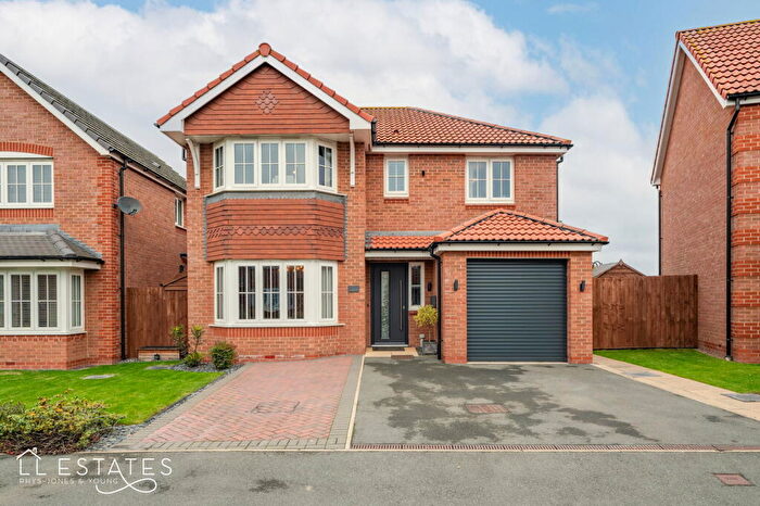 4 Bedroom Detached House For Sale In Rhodfa Logan, Rhyl, LL18