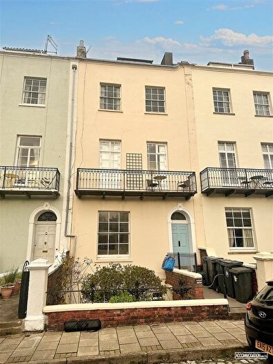 1 Bedroom Flat To Rent In Hall Frederick Place, Bristol, BS8