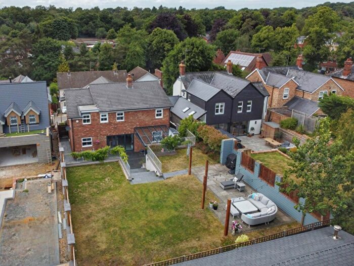 6 Bedroom Detached House For Sale In Ashburnham Road, Ampthill, Bedfordshire, MK45