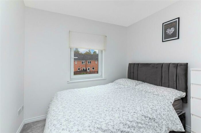 3 Bedroom End Of Terrace House For Sale In Bale Avenue, Cambuslang, Glasgow, South Lanarkshire, G72