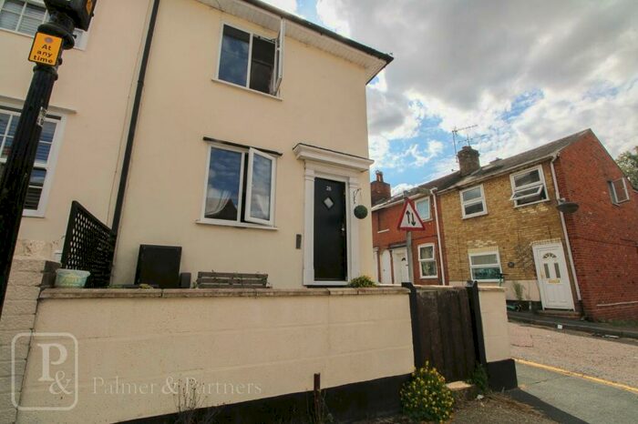 2 Bedroom End Of Terrace House To Rent In Wellington Street, Colchester, Essex, CO2