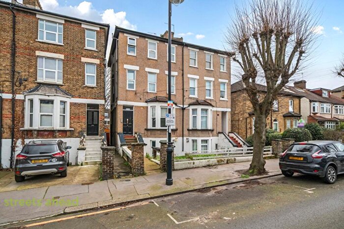 1 Bedroom Apartment For Sale In Clyde Road, Croydon, CR0