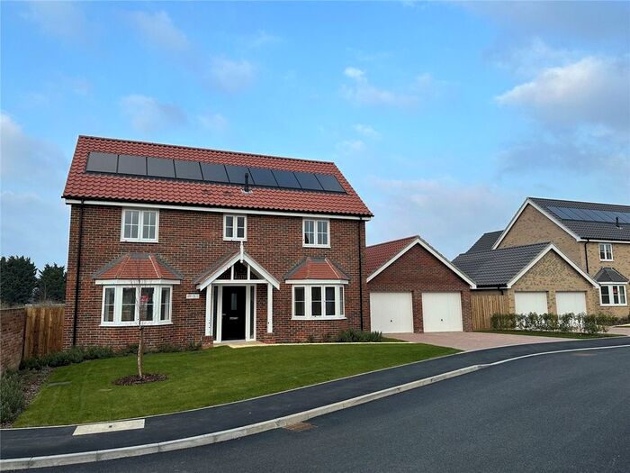 4 Bedroom Detached House For Sale In Swardeston, Norwich, Norfolk, NR14