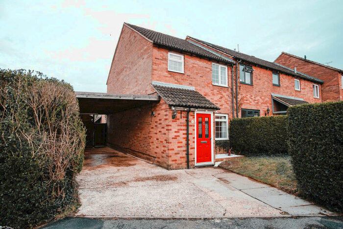 3 Bedroom Terraced House To Rent In Churchill Drive, Marlow, SL7