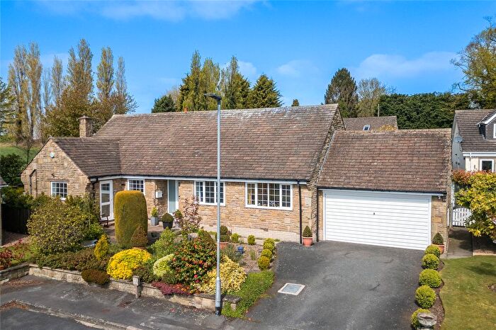 3 Bedroom Bungalow For Sale In Huntsmans Way, Badsworth, Pontefract, West Yorkshire, WF9