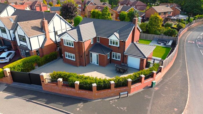 5 Bedroom Detached House For Sale In Stonecross Drive, Rainhill, Prescot, L35