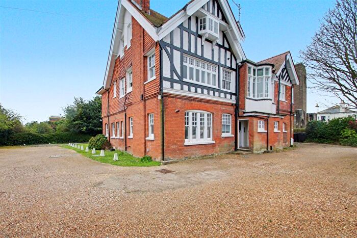 2 Bedroom Flat To Rent In St Michaels Lodge, St. Michaels Road, Worthing, BN11