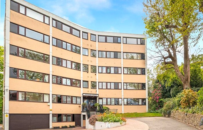 2 Bedroom Flat To Rent In Southwood Lawn Road, Highgate, N6