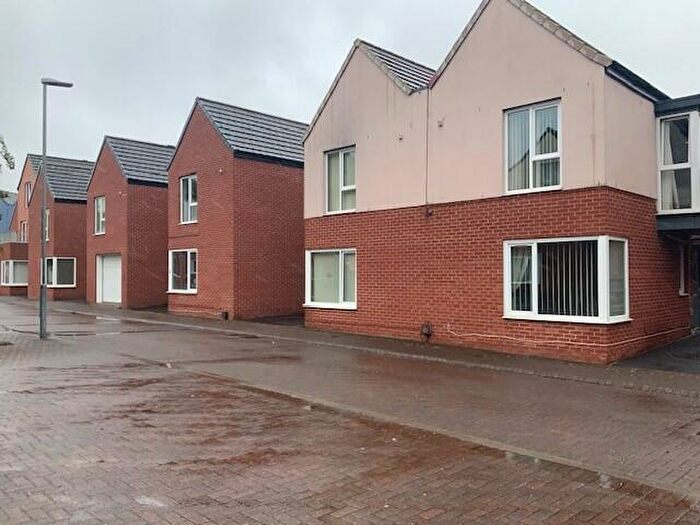 3 Bedroom House To Rent In Snowdon Crescent, Bishop Auckland, County Durham, DL14