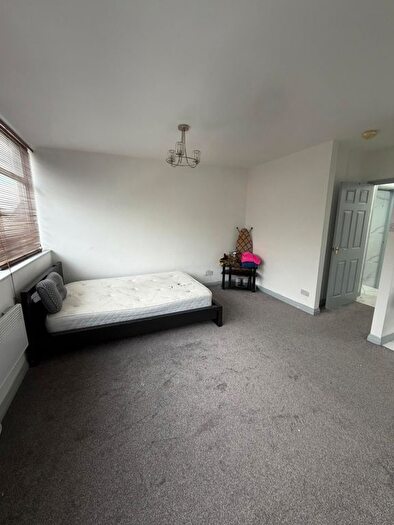 Studio To Rent In Easterly Road, Leeds, LS8