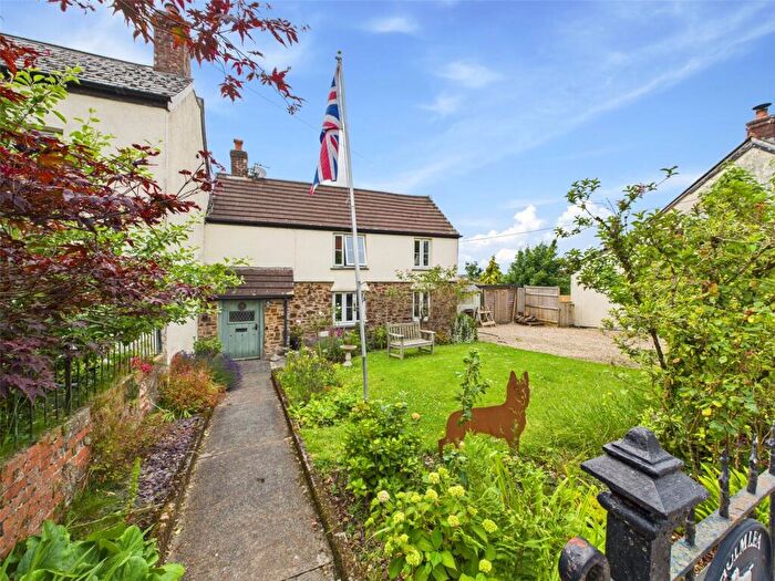 4 Bedroom Semi-Detached House For Sale In Bradford, Holsworthy, EX22