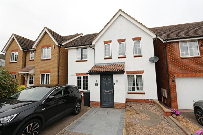 4 Bedroom Detached House To Rent In Gregory Close, Meppershall, Shefford, SG17