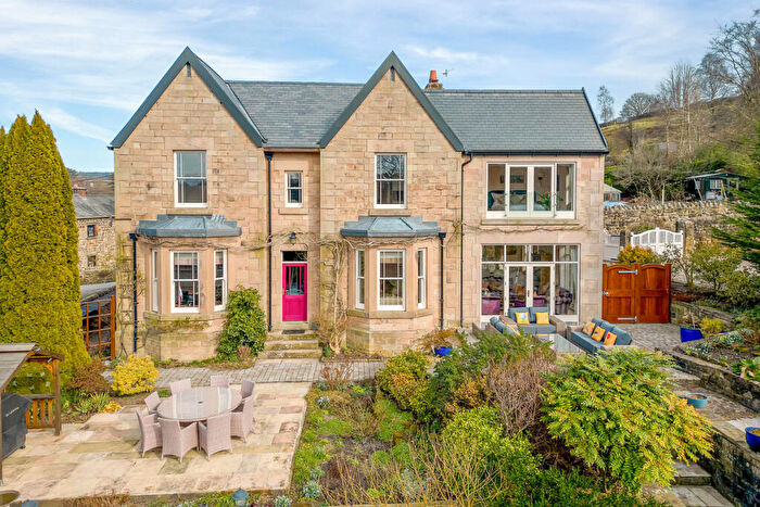 7 Bedroom Detached House For Sale In Holt Lane Lea Matlock, Derbyshire, DE4
