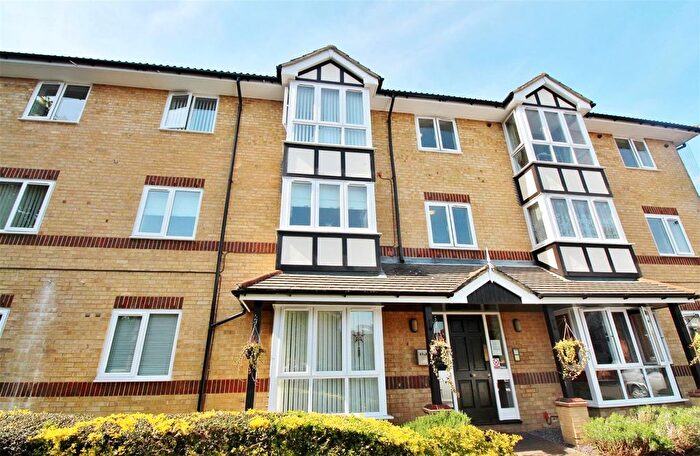 1 Bedroom Flat To Rent In Edison Road, Welling, Kent, DA16