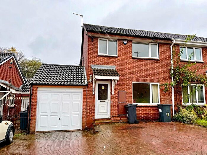 3 Bedroom Property To Rent In Osler Street, Ladywood, Birmingham, B16