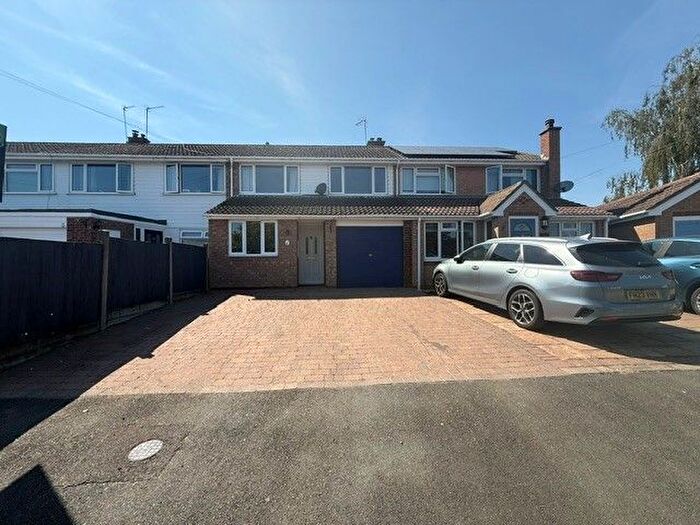 3 Bedroom Property To Rent In Geneva Crescent, Worcester, WR7