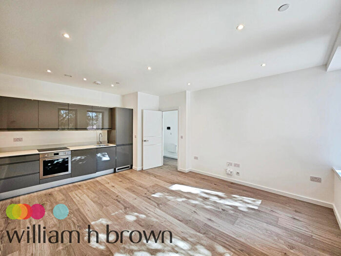 1 Bedroom Apartment To Rent In Victoria Road, Chelmsford, CM1