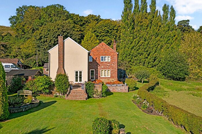 4 Bedroom Detached House For Sale In Military Road, Rye, TN31