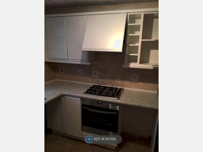 3 Bedroom Semi-Detached House To Rent In Barnstaple Way, Penketh, Warrington WA5