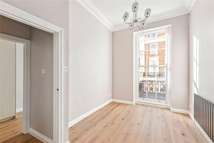 2 Bedroom Flat To Rent In Devonshire Terrace, London, W2